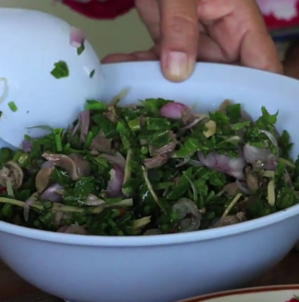 ครัวหลังเขา-ขมไก่ (ไตหย่า)